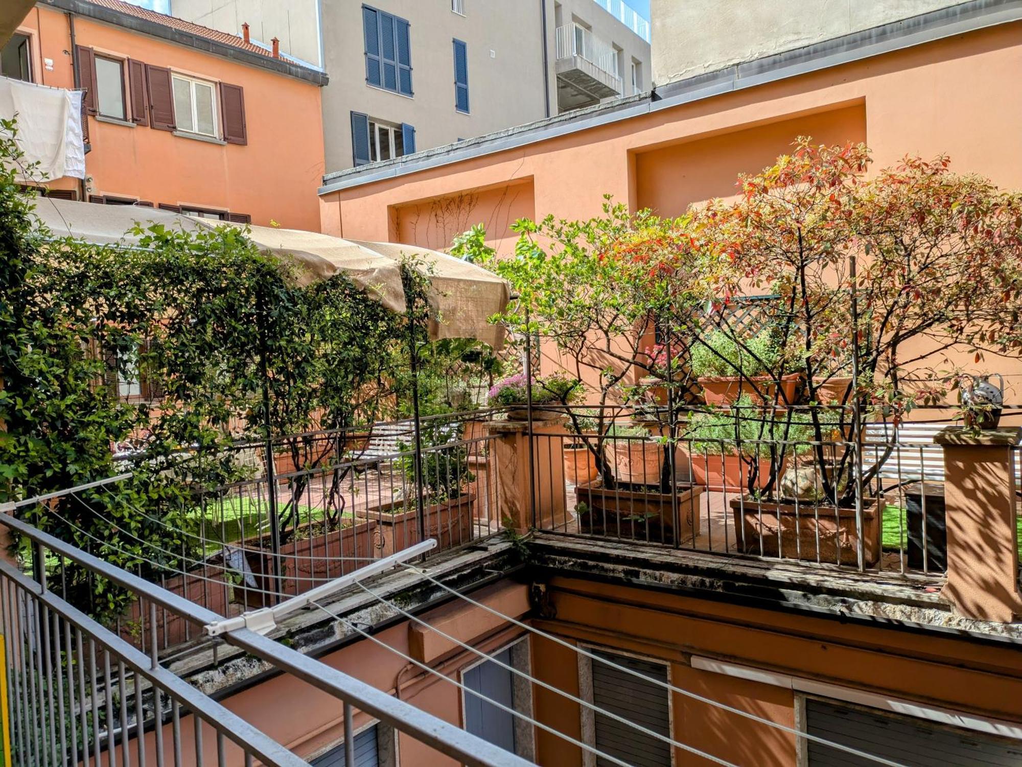 Alma Vacation Apartment In The Centre, Big Terrace Μιλάνο Εξωτερικό φωτογραφία